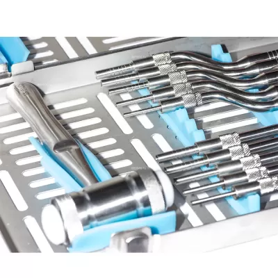 Большой набор для синус-лифтинга из остеотомов в кассете с молотком