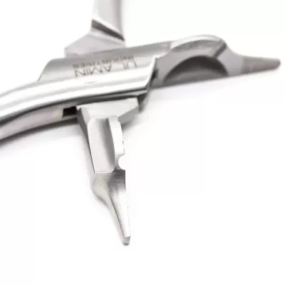 Крампонные щипцы ортодонтические