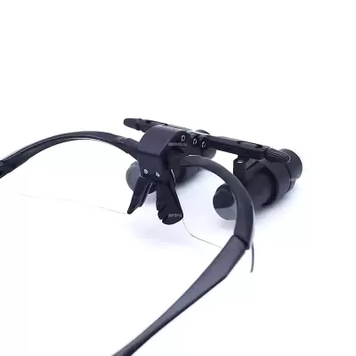 Бинокуляры стоматологические с увеличением 4х, фокусным расстоянием 420 мм